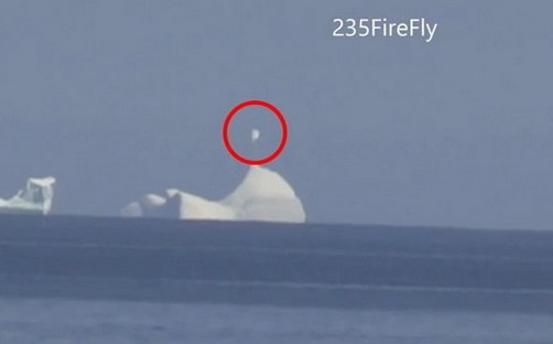 加拿大目击ufo在冰山盘旋